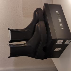 4th & Reckless Edie Black Platform Chelsea Boot size 10